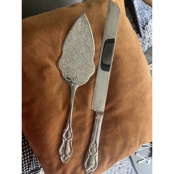 Bridal Wedding Silverplate Ornate  - CAKE KNIFE & SERVER 2 Piece Set Matrimony - Picture 1 of 5